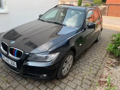 Gebraucht BMW 318 150 PS (110 kW) 2009 Schwarz Kombi