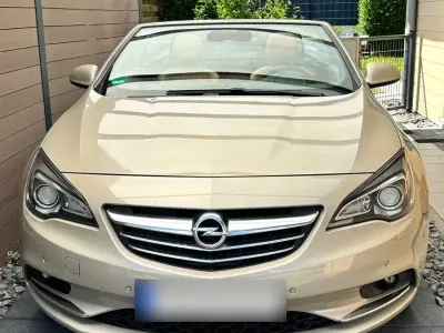 Gebraucht Opel Cascada Edition 140 PS (102 kW) 2013 Beige Cabrio