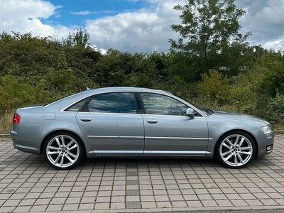 Audi A8L