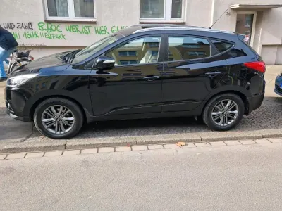 Gebraucht Hyundai ix35 184 PS (135 kW) 2015 Schwarz SUV