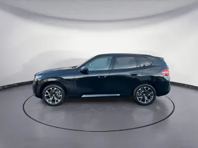 Neu BMW X3 M Sport 197 PS (144 kW) 2026 Schwarz SUV