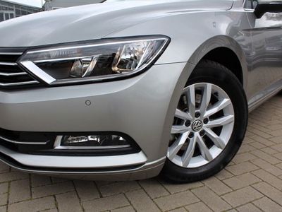 gebraucht VW Passat Vari. Comfortline B8, 2.0TDI, M. 2017, Inspektion NEU