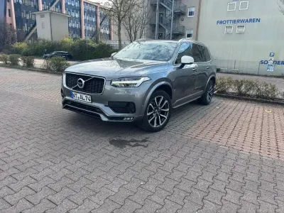 Second-hand Volvo XC90 R-Design 241 CP (177 kW) 2017 Argintiu SUV