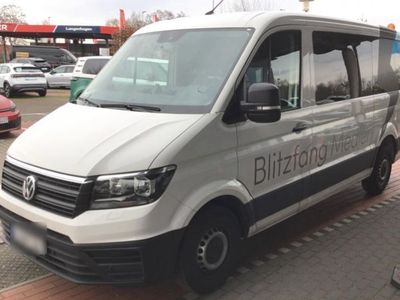 gebraucht VW Crafter Kombi MR mit Regaleinbauten