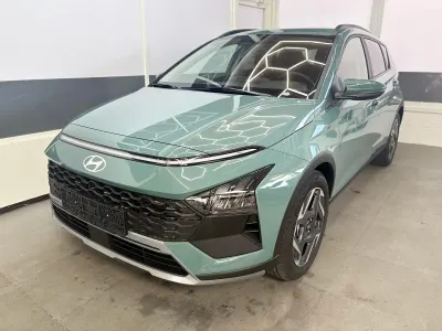 Neu Hyundai Bayon Style 90 PS (66 kW) 2025 Mangrove green mg2 SUV