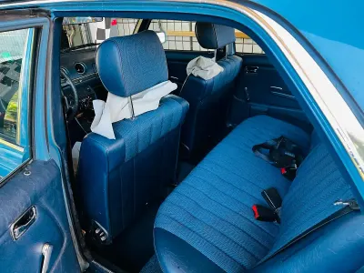 Gebraucht Mercedes 230 1980 Blau Limousine