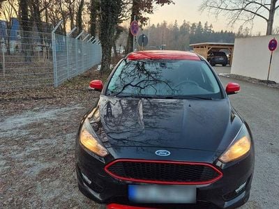 Usado Ford Focus Sport 150 HP (110 kW) 2016 Preto Carrinha