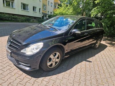 Mercedes R350
