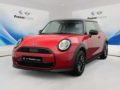 Używany Mini Cooper Classic 156 KM (114 kW) 2024 Czerwony Hatchback