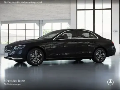 Gebraucht Mercedes E220 194 PS (142 kW) 2022