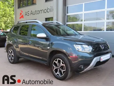 Gebraucht Dacia Duster Celebration 150 PS (110 kW) 2020 Grau SUV