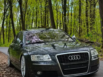 Gebraucht Audi A8 233 PS (171 kW) 2005 Andere farben Limousine
