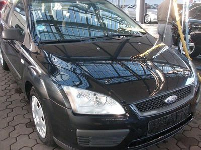 Gebraucht Ford Focus Trend 101 PS (74 kW) 2005 Schwarz Limousine