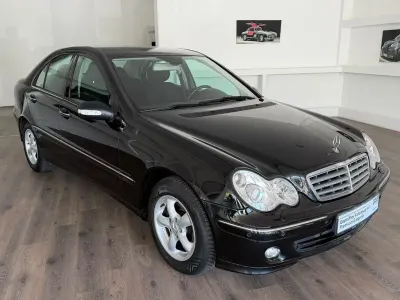 Gebraucht Mercedes C180 143 PS (105 kW) 2006 Schwarz Limousine