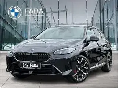 Neu BMW 123 218 PS (160 kW) 2026 Schwarz (saphirschwarz) Kleinwagen