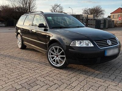 Gebraucht VW Passat 131 PS (96 kW) 2002 Schwarz Kombi