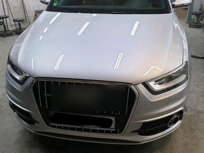 gebraucht Audi Q3 2.0 TFSI quattro S line Panorama Leder Xenon Navi Bose