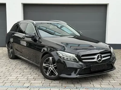 Second-hand Mercedes C220 194 CP (142 kW) 2020 Negru Berlinǎ