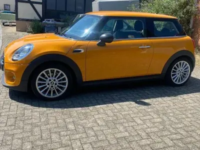 Gebraucht Mini ONE 102 PS (75 kW) 2015 Orange Kleinwagen