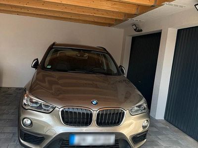 Gebraucht BMW X1 150 PS (110 kW) 2016 Grau SUV