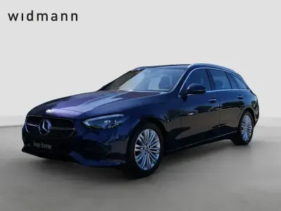 Gebraucht Mercedes C220 Avantgarde 200 PS (147 kW) 2023 Blau Kombi