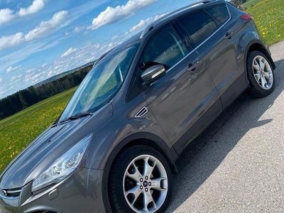 Gebraucht Ford Kuga Titanium 140 PS (102 kW) 2013 Silber SUV
