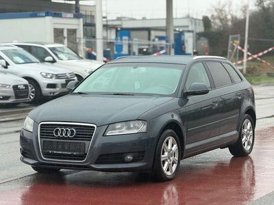 Gebraucht Audi A3 Ambiente 160 PS (117 kW) 2010 Grau Kleinwagen