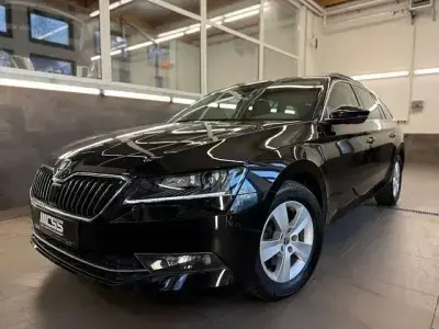 Usata Skoda Superb Ambition 150 CV (110 kW) 2018 Nero Station wagon