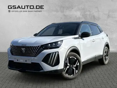 Usata Peugeot e-2008 GT 100 kW (136 CV) 2024 Bianco SUV