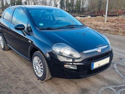 Schwarz Gebraucht 2011 Fiat Grande Punto Kleinwagen | 2.500 € (Fairer Preis)