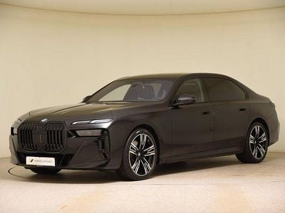 Gebraucht BMW 740 M Sport 286 PS (210 kW) 2025 Schwarz Limousine
