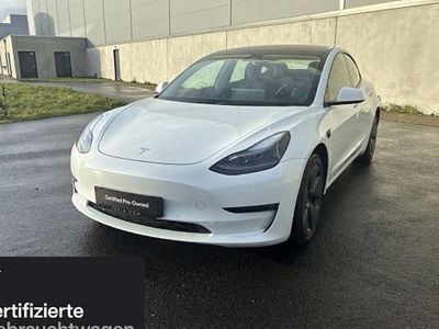 Weiß Gebraucht 2022 Tesla Model 3 Long Range RWD Limousine | 29.200 € (Fairer Preis)