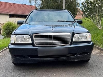 Mercedes C200