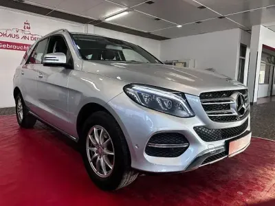 Gebraucht Mercedes GLE250 204 PS (150 kW) 2016 Silber SUV