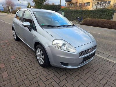 Gebraucht Fiat Grande Punto Dynamic 77 PS (56 kW) 2008 Grau Kleinwagen