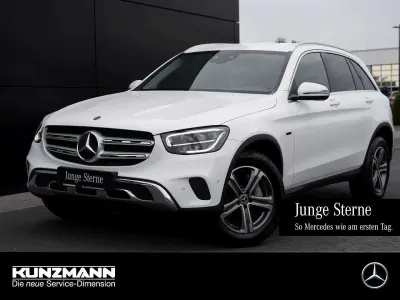 Gebraucht Mercedes GLC300 194 PS (142 kW) 2021 Weiß SUV
