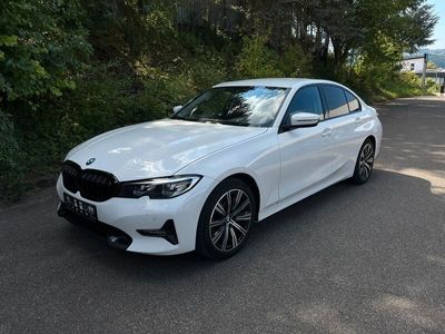 gebraucht BMW 320 d Sport Line