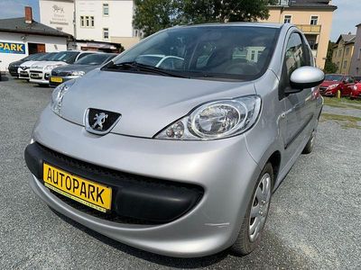 Gebraucht Peugeot 107 Filou 68 PS (50 kW) 2008 Silber Kleinwagen