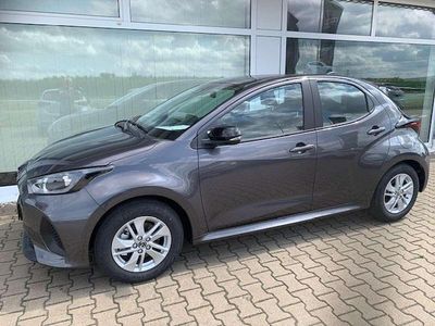 Neu Mazda 2 Center-Line 92 PS (67 kW) 2025 Lead grey Limousine