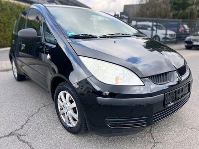 Usata Mitsubishi Colt 95 CV (69 kW) 2006 Nero Berlina