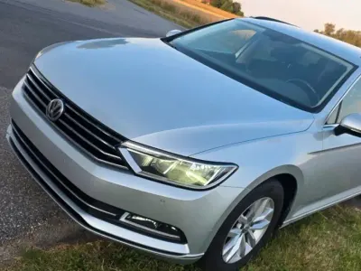 Gebraucht VW Passat Trendline 150 PS (110 kW) 2016 Grau Kombi