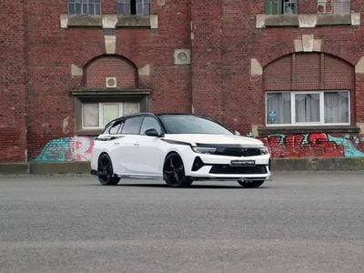 Neu Opel Astra GS Line 131 PS (96 kW) 2025 Weiß Kombi