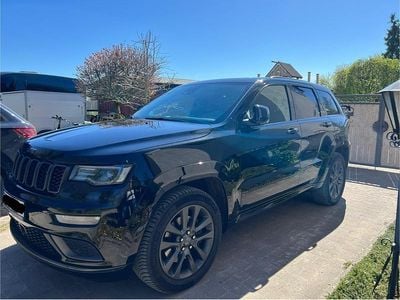 Gebraucht Jeep Grand Cherokee 250 PS (183 kW) 2019 Schwarz SUV