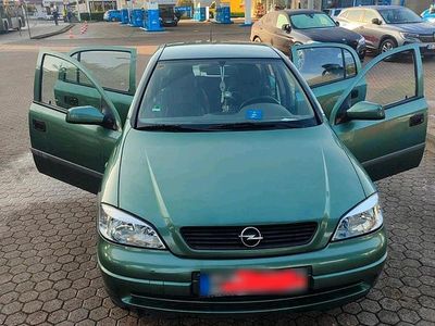 Gebraucht Opel Astra 98 PS (72 kW) 1999 Grün Limousine