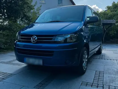 Gebraucht VW Multivan 140 PS (102 kW) 2012 Blau Van / Kleinbus