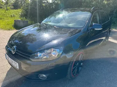 Gebraucht VW Golf VI 140 PS (102 kW) 2010 Schwarz Kleinwagen