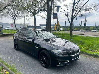 gebraucht BMW 530 d Touring xDrive Auto.+ Panorama +Navi