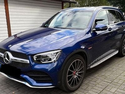 Blau Gebraucht 2019 Mercedes GLC300 AMG SUV | 37.900 € (Fairer Preis)