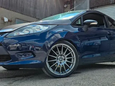 Gebraucht Ford Fiesta Trend 60 PS (44 kW) 2009 Blau Kleinwagen
