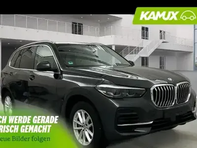 Gebraucht BMW X5 333 PS (244 kW) 2023 Silber / grau SUV